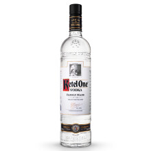 Ketel One| 40% vol | 70cl | Citrus | Crisp & Sophisticated | Crafted in a Copper Pot Still | Long Finish | Premium 70cl