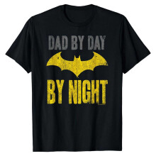 (S, Black/Yellow) Batman Mens Dad By Day T-Shirt