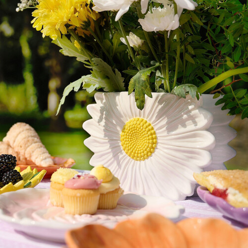 Celebrations The Cottage Garden Vase - Daisy 1