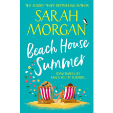 Beach House Summer by Sarah Morgan Paperback Book