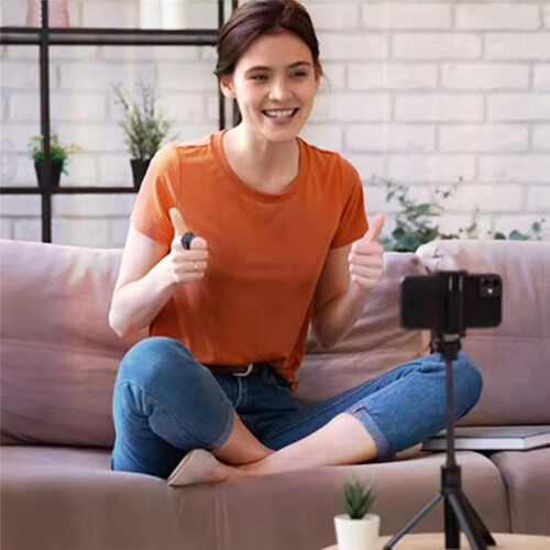 Wireless BT Shutter Release Button  Fingertip Ring Remote Control Phone Selfie Controller Self-Timer 2