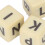 Sprachspiel mit 12 Buchstabenwürfeln aus 17
