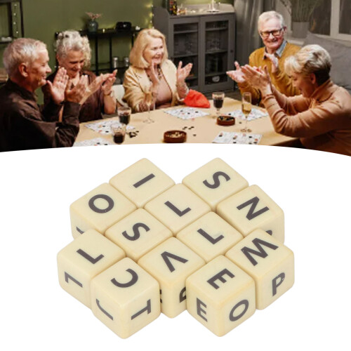 Sprachspiel mit 12 Buchstabenwürfeln aus