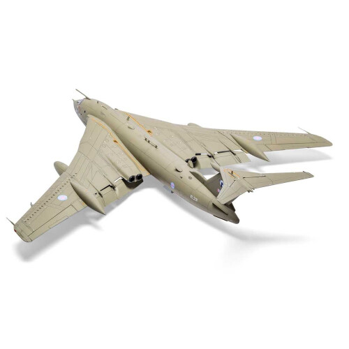 Airfix Airfix A12009 Handley Page Victor K.2/SR.2 1:72 Model Kit 1