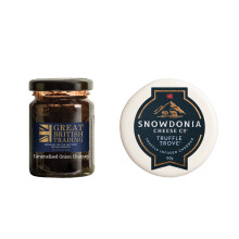 Snowdonia Cheese Truffle Trove 150g with Caramelised Onion Chutney