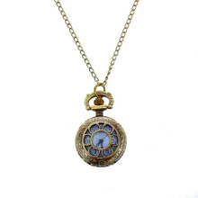 Bronzefarbene Taschenuhr mit Floraler Textur und Hunter-Gehäuse, Taschenuhr für Damen mit Halskette