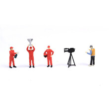 (Red)Race Medal 164 The Playing Field 2 Figuren Szenario Modell Set für Tomy Matchbox