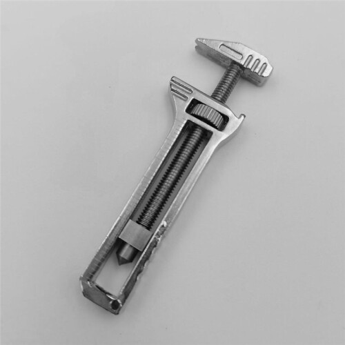 Wrench Keychain Bottle Opener Multi-Function Tool Portable Pocket Tool Camping Outdoors Tool 2