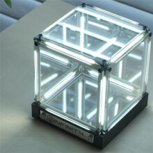 Lâmpada de Atmosfera de Jogo Elétrica, Espaço Quadridimensional, Portátil, Ornamento de Abismo Criativo para Consumidores de Ciência de Mesa, B
