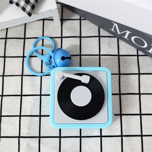 Porte-Clés Rétro en Forme de Magnétophone Portable - Accessoire pour Mélomanes 2