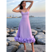 Vestido Longo Feminino de Festa com Alças Finas, Modelagem Evasê e Apliques Florais 3D Violeta S