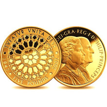 2007 24K Gold Plated UK Diamond Wedding BUNC ?5 Pound Coin in with Capsule Holder in a Pouch Wallet in a Pouch Wallet