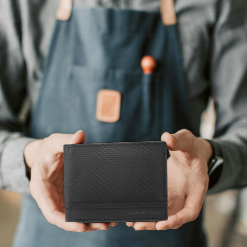 Travelon Travelon RFID Blocking Billfold, Black, Variable, RFID Wallet 1