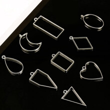 80 PCS Assorted Open Metal Bezels for Resin Pressed Frame Charms Earring and Necklaces Making Frames (Gold and Silver)