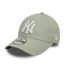 New Era New York Yankees 9Forty Cap for Children with an Adjustable Cl