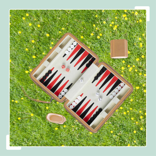 Cestovní hra Backgammon