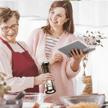 Portable Electric Pepper Mill Rechargeable Automatic Peppercorns Mill Electric Salt Pepper Mill with 5 Adjustable Gears