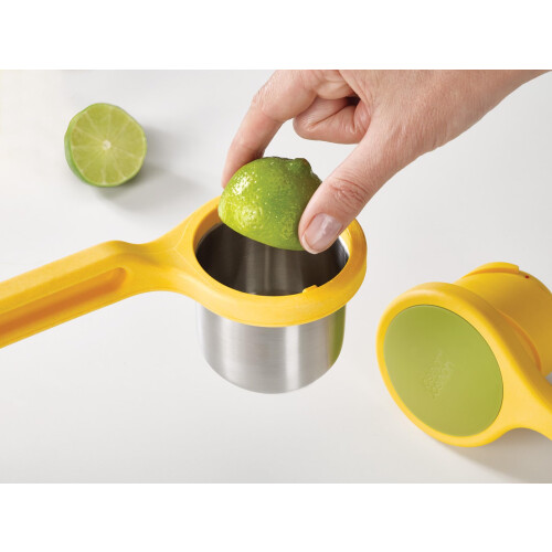 Joseph Joseph Joseph Joseph Helix Citrus Press - easy twist lemon/lime squeezer 1