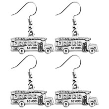 4Paare Zinklegierung Ohrschmuck Schulbusform Silber Ohrdeko