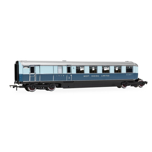 Hornby Hornby R40477 LNER West Riding Ltd Brake Third & Kitchen Third Artic. Coach Pack 2