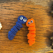 Handmade Emotional Support Worry Worm Gift, Crochet Worry Worm Inspirational Cares for You, Cute Knitted Gift A