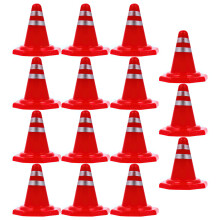 60Pièces Cônes De Rouge Plastique Pour Jeux Et Maquettes