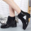 Botas de chuva femininas impermeáveis de cano curto e antiderrapantes. 2