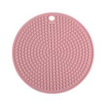 Keukengadgets, siliconen pannenonderzetters, siliconen pannenlappen voor hete pannen en potten. Hittebestendige placemats voor op tafel, lepels en