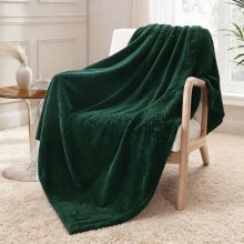 Extra Large Fleece Throw Blanket, Super Soft & Warm, Waffle Texture, Cozy Fuzzy Lightweight (Forest Green, 50x70")