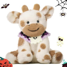 Adorable peluche de vaca de Halloween con babero de fantasma tejido: suave y flexible, color marrón claro, 23 cm, apto para niños pequeños.