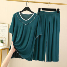 Pyjamaset voor dames: top met korte mouwen en V-hals, inclusief bijpassende broek.
