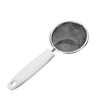 1 cuchara de cocina de acero inoxidable con colador de malla fina para alimentos, ideal para eliminar grasa y espuma. Tamaño mediano: 21 x 8 cm.