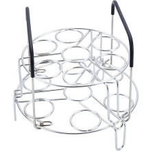 Suporte para cozinhar ovos a vapor em aço inoxidável com alças resistentes ao calor.