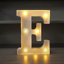 LED-Buchstabenlichter – Batteriebetriebene Wanddekoration für Kinderzimmer, Geburtstage, Hochzeiten und mehr