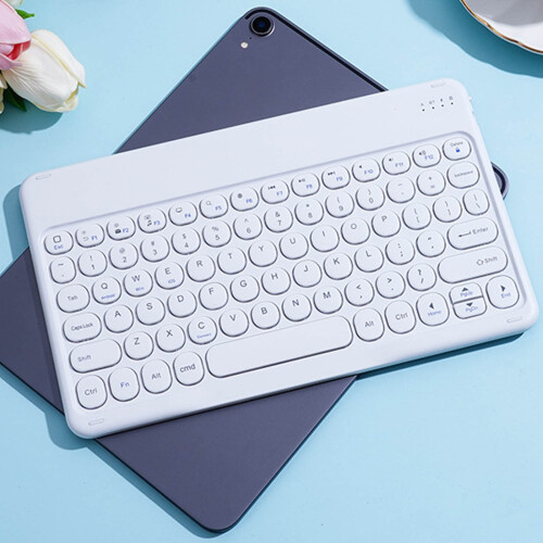 Xqxayjr Bluetooth Keyboard under $5 – Portable Retro, Slim Typewriter Style, Multi-Device Compatible