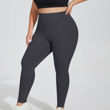 Plus size yogaleggings til kvinder – ensfarvet, strækbar og kompression, ferskenfarvet hoftedesign, kompatibel med alle sportsgrene