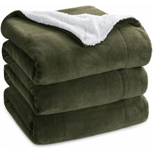 GentleSoft Sherpa Fleece Blanket King Size 108x90", Thick Warm Olive Green Throw – Compatible with All Beds