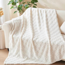 Super Soft Throw Blanket Ivory Premium Silky Flannel Fleece 3D Checkered Lightweight Bed Blanket All Season Use (Ivory Checkered, Throw(50"x70"))