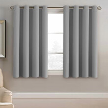 Cuirtín Dorcha Liath Colmánach 52" L x 45" F Barr Grommet