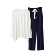 Damespyjamaset van zachte en comfortabele viscose, petite model, tuniektop met wijde pijpen en broek, huispakset, one size fits all.
