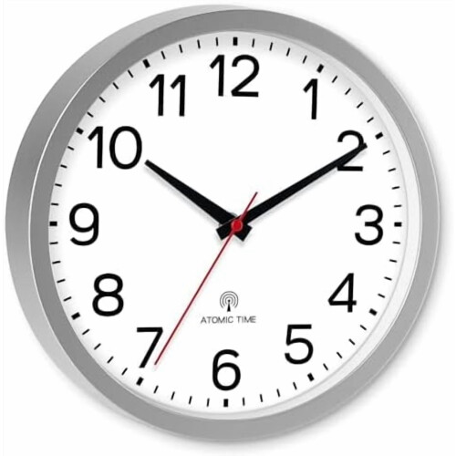 Relógio de parede atômico analógico de 10 polegadas para ambientes internos.