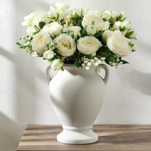 Rustikk keramisk vase med håndtak 14,5 cm