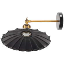 Vintage vägglampa i järn för vardagsrummets hall