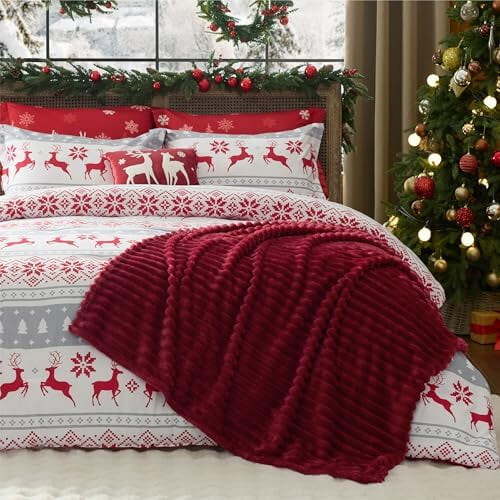 Christmas Queen Reversible Comforter Set 5-Pc