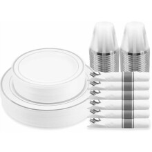 Conjunto de louça descartável com borda dourada para 25 convidados.