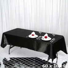 Nappe rectangulaire en satin noir 60" x 102"