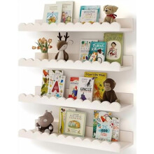 4 weiße, geschwungene, schwebende Bücherregale für Kinder