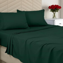 Queen Size 4-delars borstad mikrofiberlakanset – djupa fickor, mjuka lakan (smaragdgrön) – 1 åtsittande, 1 platt, 2 örngott