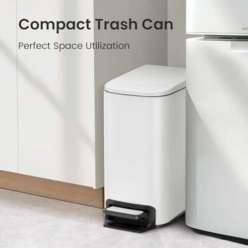 Stainless Steel Trash Can with Lid 6L White
