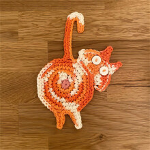 Grappige onderzetter in de vorm van een kattenkont voor minder dan $5! Absorberende gehaakte onderzetter voor een mok, een leuk cadeau voor